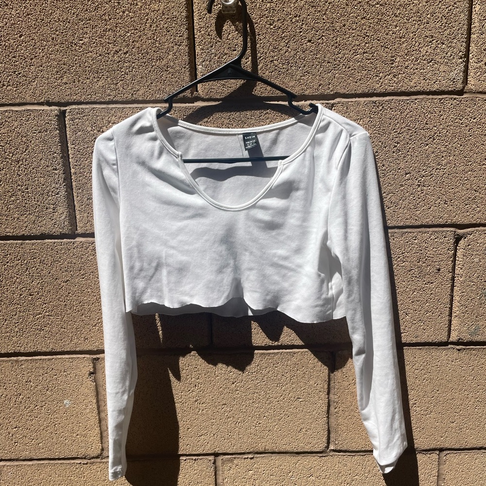White Long sleeve Crop Top
